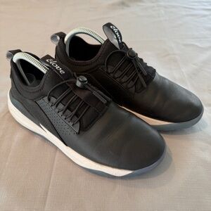 Clove Classic Night Shift Sneakers Black Slip On Shoe Womens Size 9 Medical